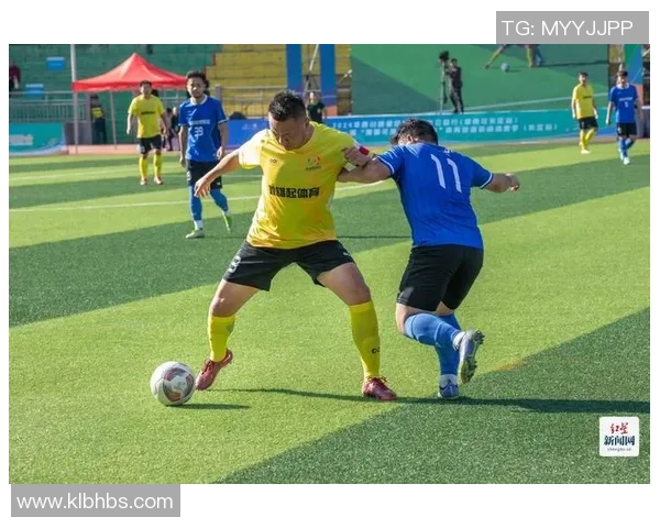 盲人足球明星的奋斗历程与体育精神：超越视障追求卓越的故事