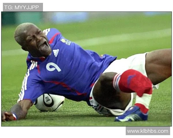 足球球星断腿外号背后的故事与球场残酷真相解析